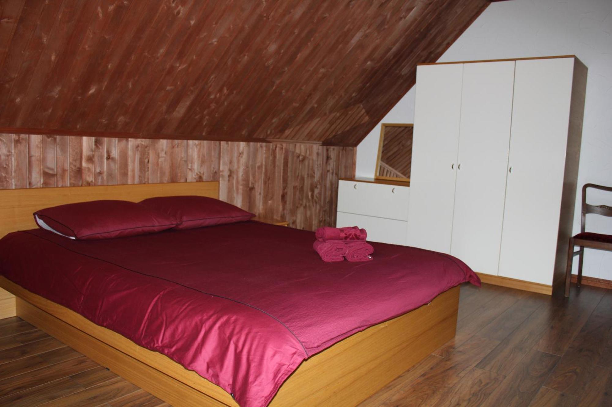 Krapi Guesthouse Treimani Cameră foto