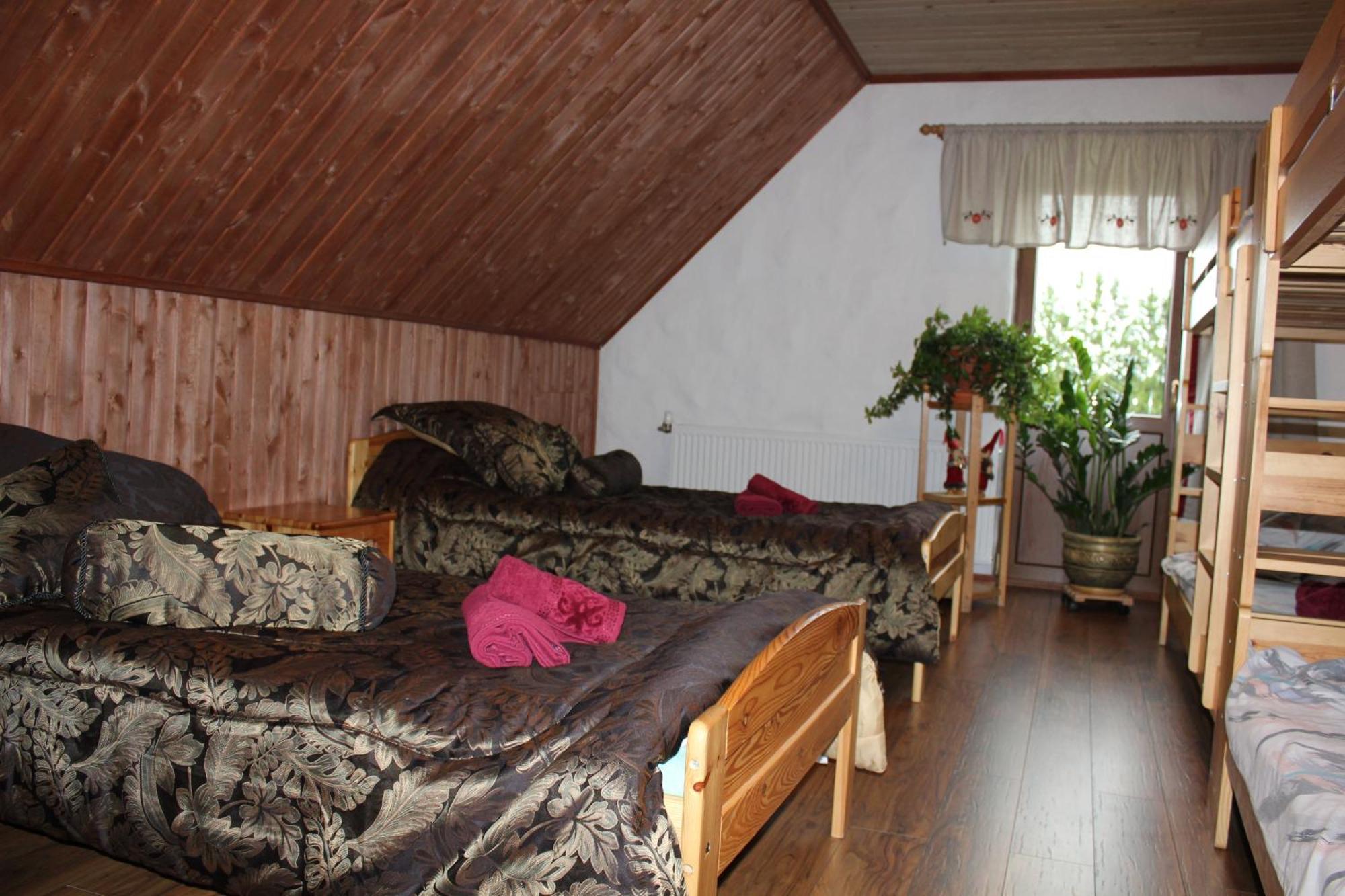 Krapi Guesthouse Treimani Cameră foto