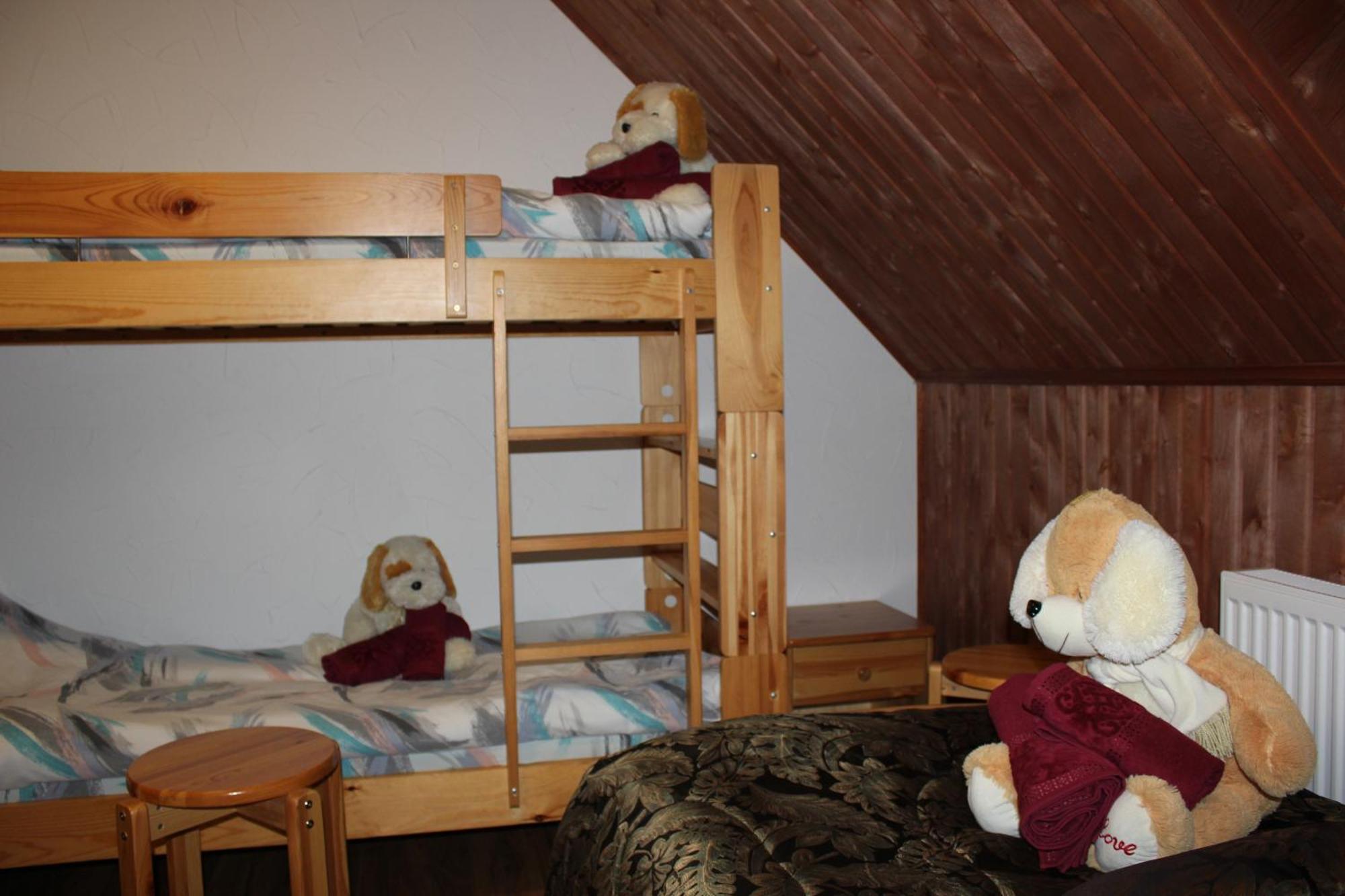 Krapi Guesthouse Treimani Cameră foto