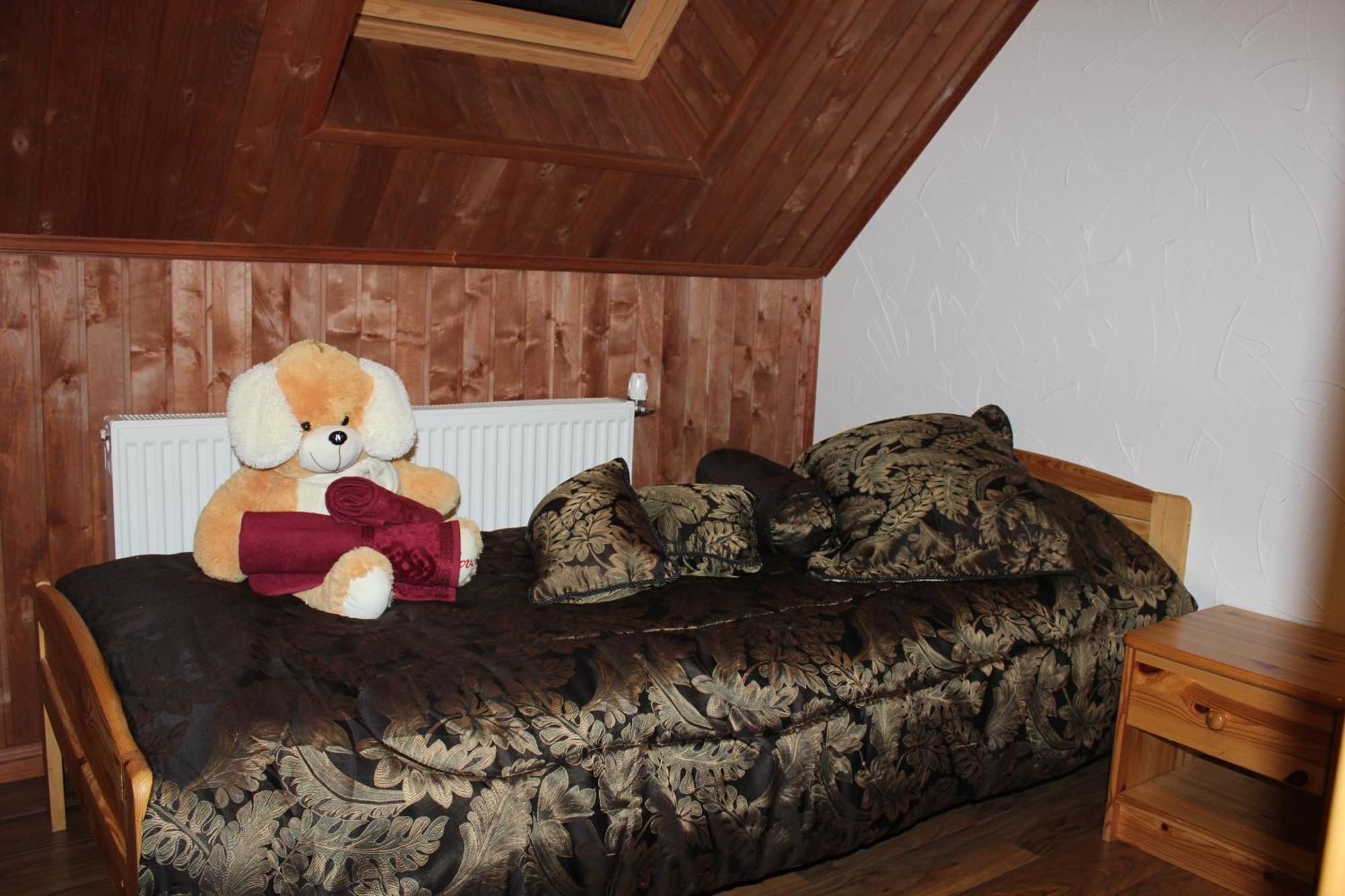 Krapi Guesthouse Treimani Cameră foto