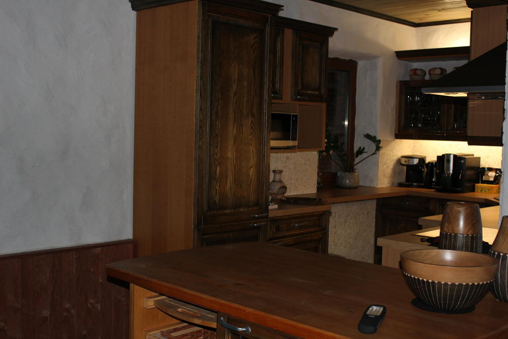 Krapi Guesthouse Treimani Cameră foto