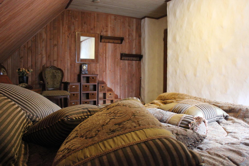 Krapi Guesthouse Treimani Cameră foto