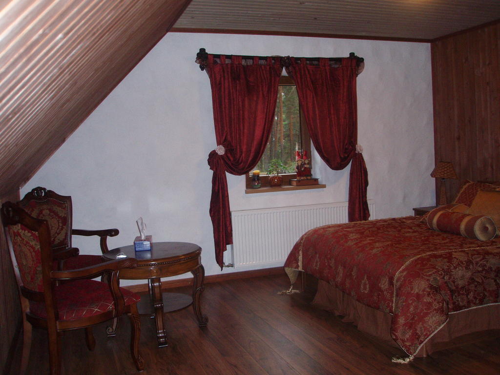 Krapi Guesthouse Treimani Cameră foto